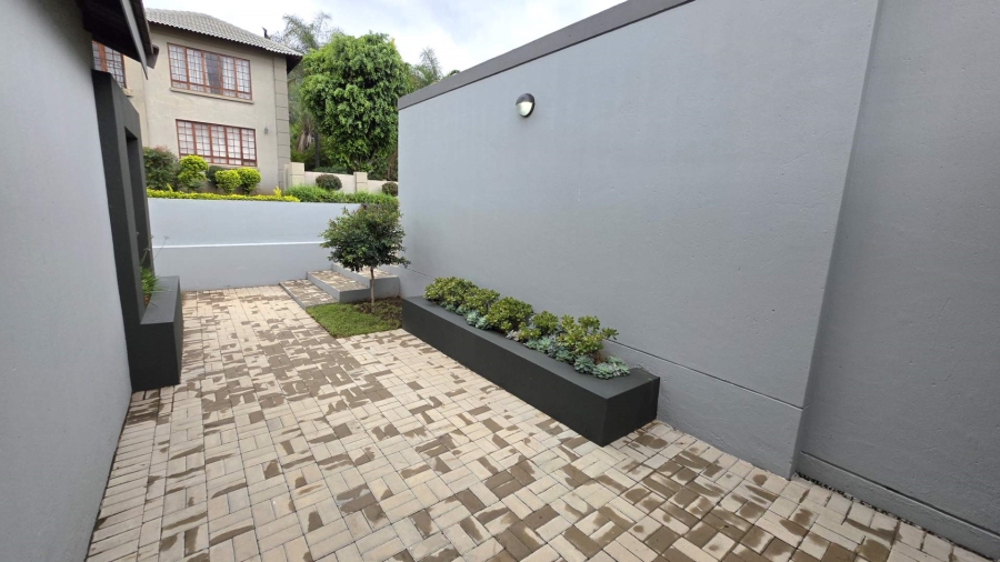 3 Bedroom Property for Sale in Kosmos Ridge North West